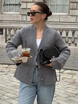 Однобортный жилетка с V-образно деколте, женски дълъг ръкав, Двойни джобове, Ватиран пуловер с нос, луксозен модерен дизайнерски жилетка 2023 година.