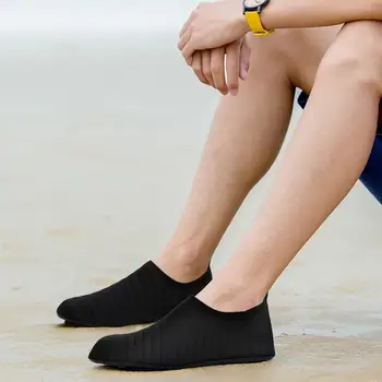 Устойчива на плъзгане Годишна Водна обувки на равна подметка бос, Дамски Мъжки бързосъхнеща обувки за плуване, гмуркане, морски басейна, Меки плажни чорапи