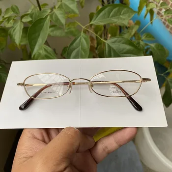 Дамски очила в рамка от чист титан за четене/далекогледство/Пресбиопия Злато/сребро/Розов