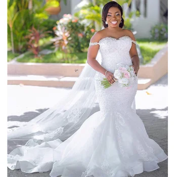 2023 Плюс-размер на Кристал С открити рамене Сватбени рокли на Русалка Реколта тюлевые дантелени апликации Сватбени рокли в стил Кънтри Африка