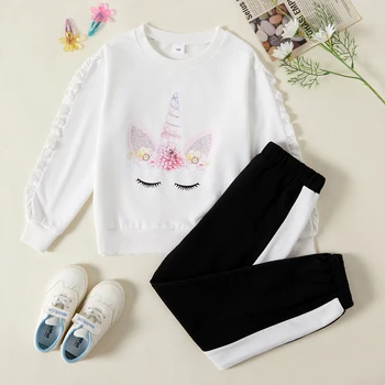 PatPat, всекидневни комплект от 2 теми, бял пуловер с волани и цветни панталони за момичета с анимационни принтом и цветни блокчета